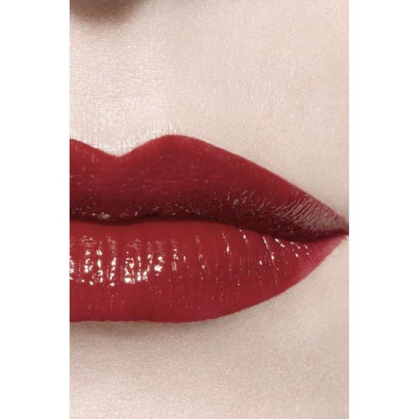 CHANEL Rouge Allure Laque Ypač ilgai išliekantys, spindintys skysti lūpų dažai